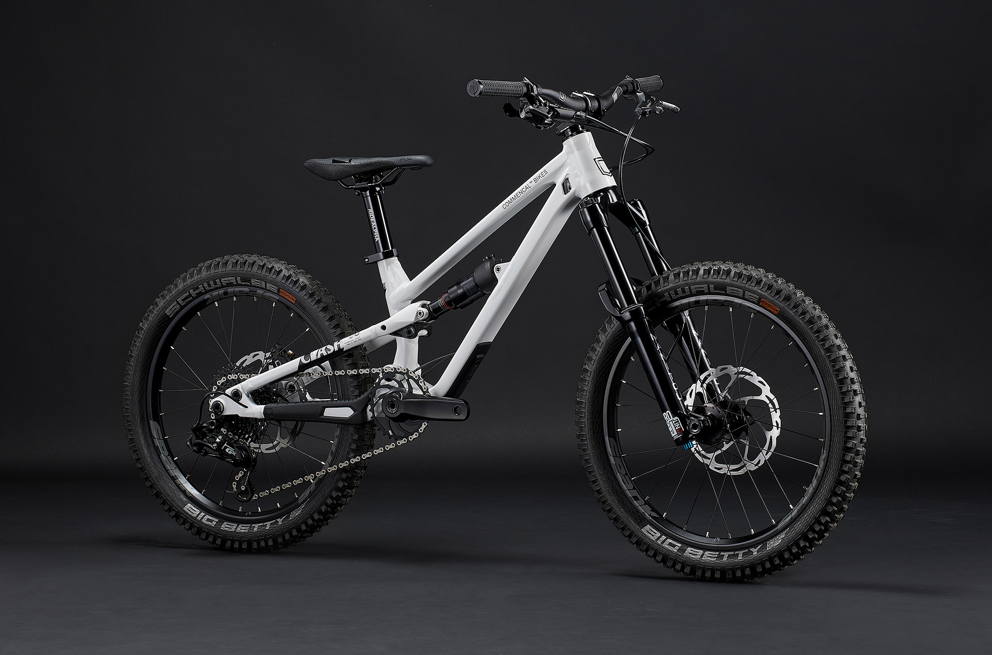 Commencal Clash 20 Pure White - слайд 2