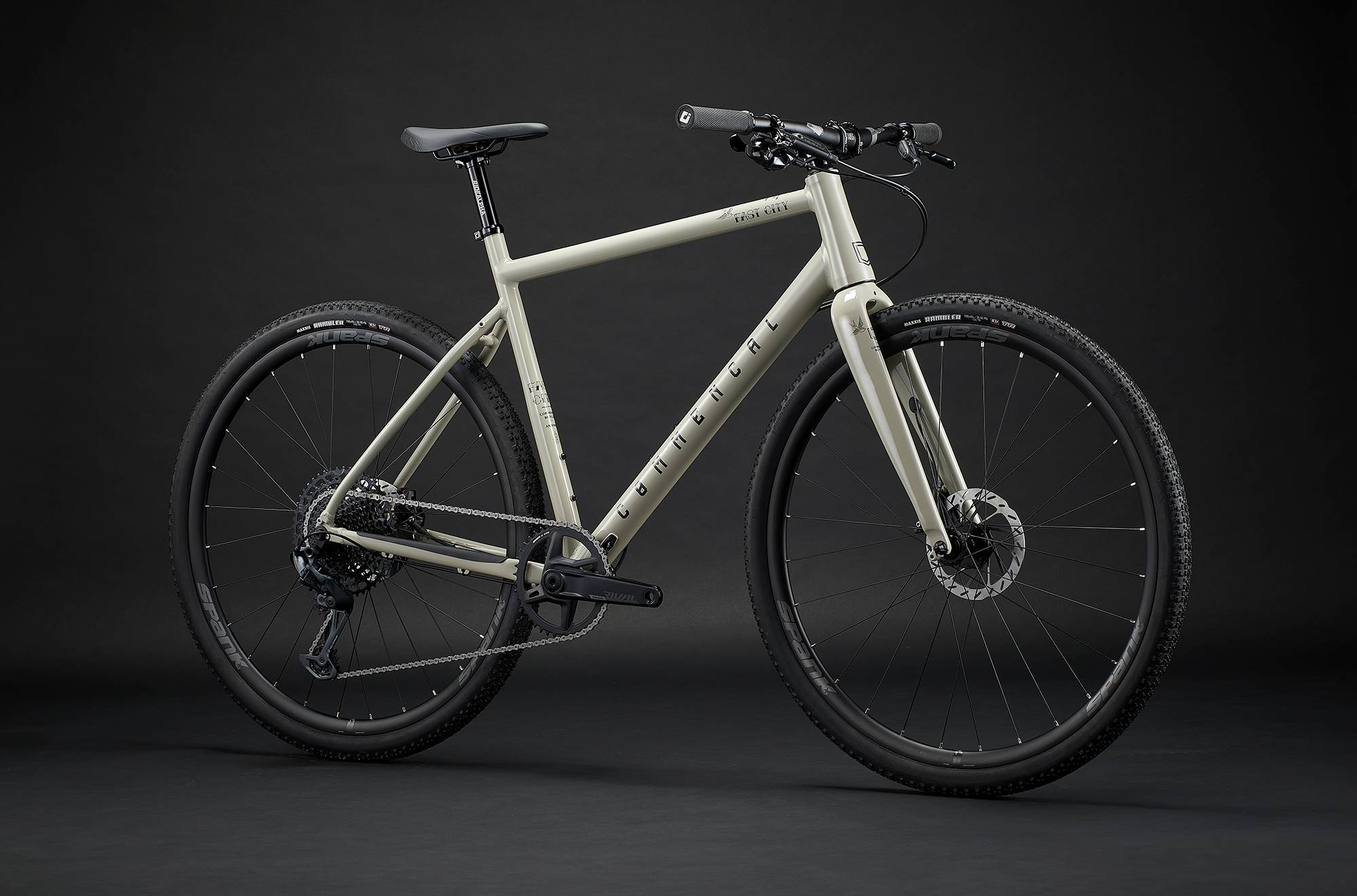 Commencal FCB Essential Chalk - слайд 2