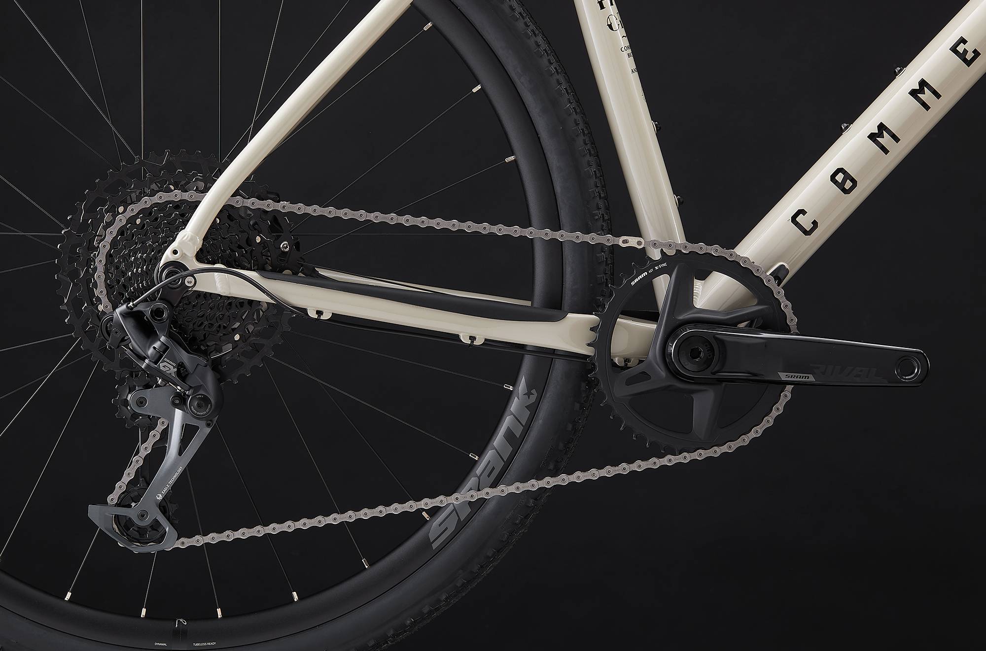 Commencal FCB Essential Chalk - дополнительное фото 4