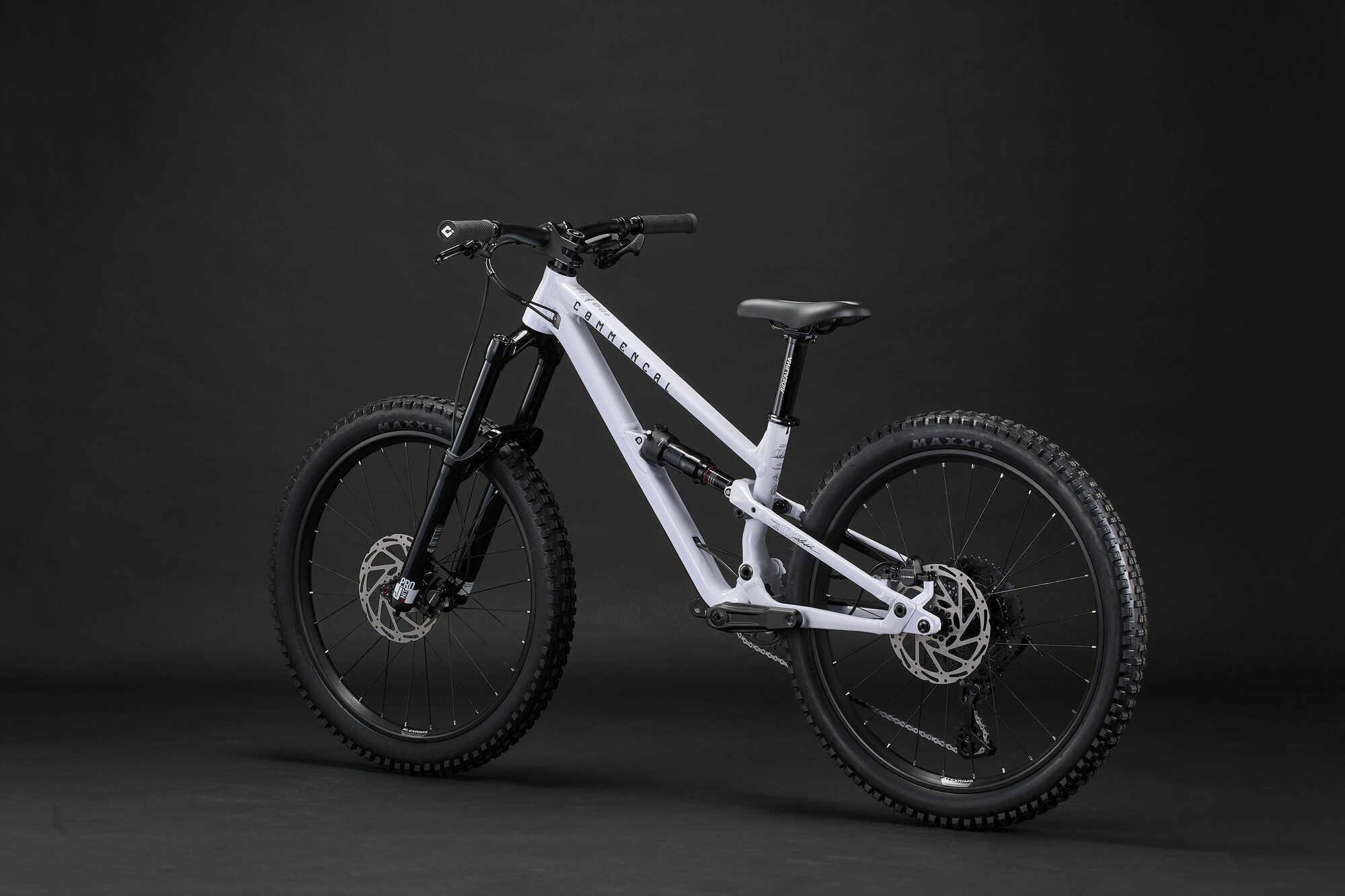 Commencal Clash 24 Pure White - слайд 3