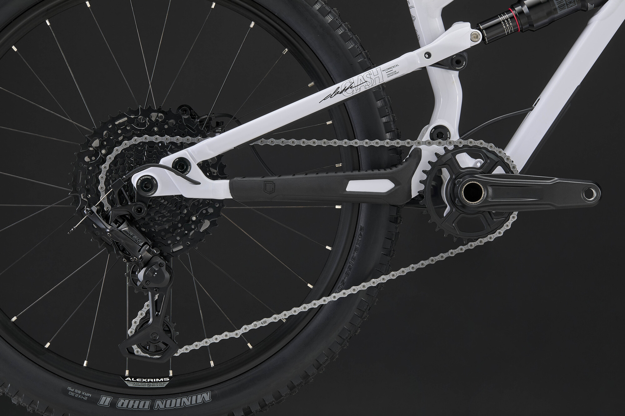 Commencal Clash 24 Pure White - дополнительное фото 3