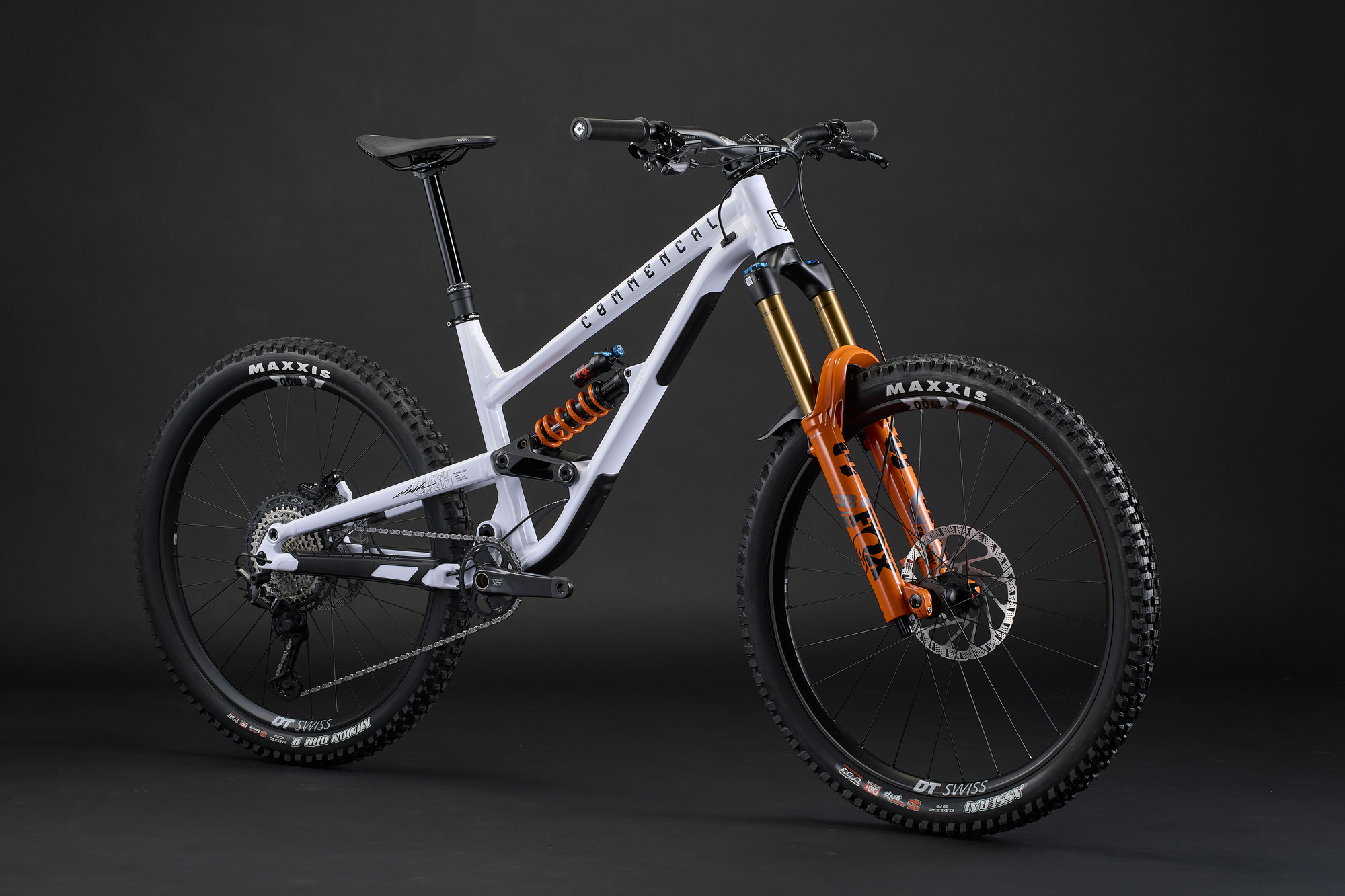 Commencal Clash Signature Pure White - слайд 2