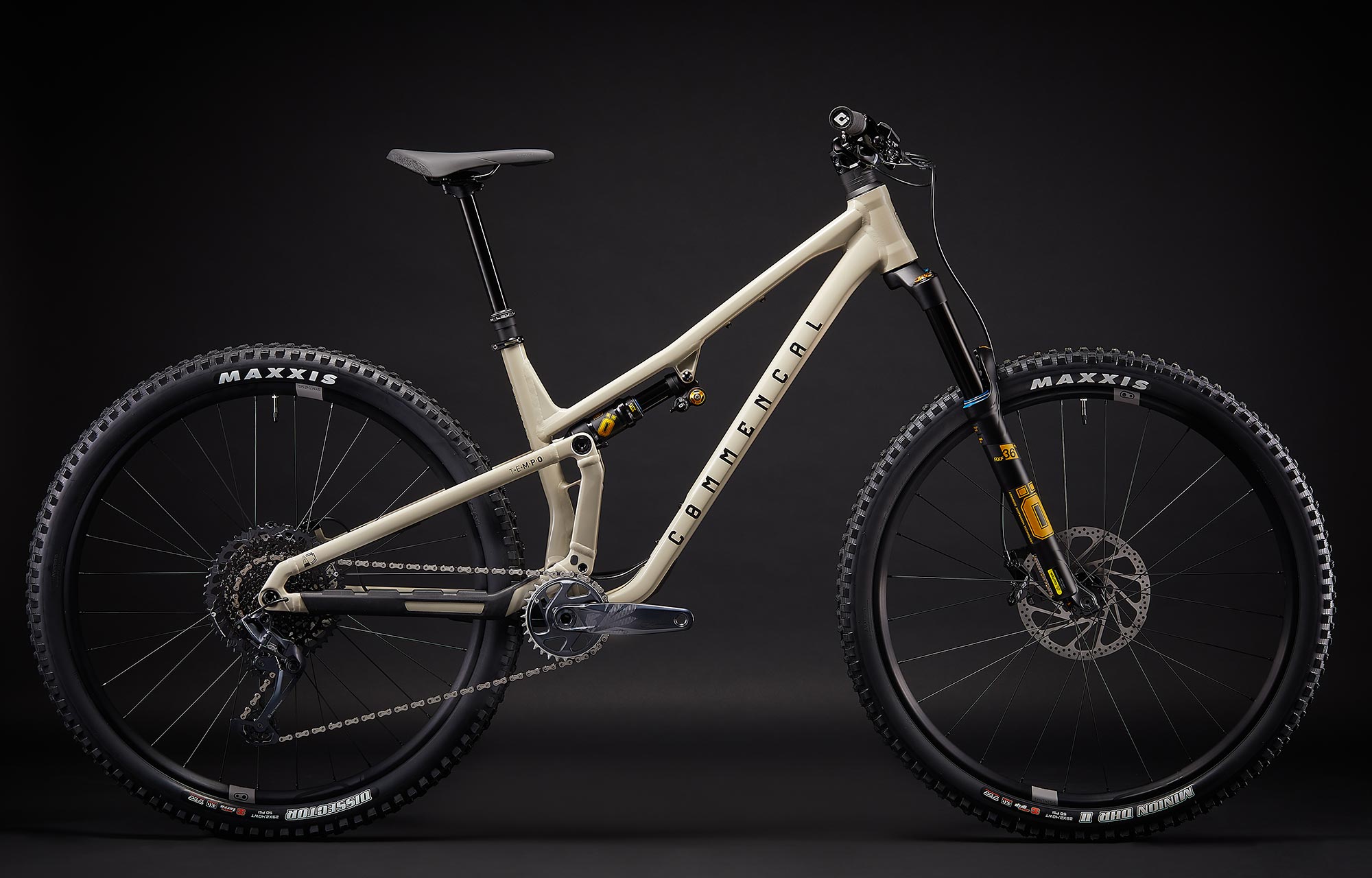 Commencal TEMPO Ohlins Edition Chalk - слайд 1