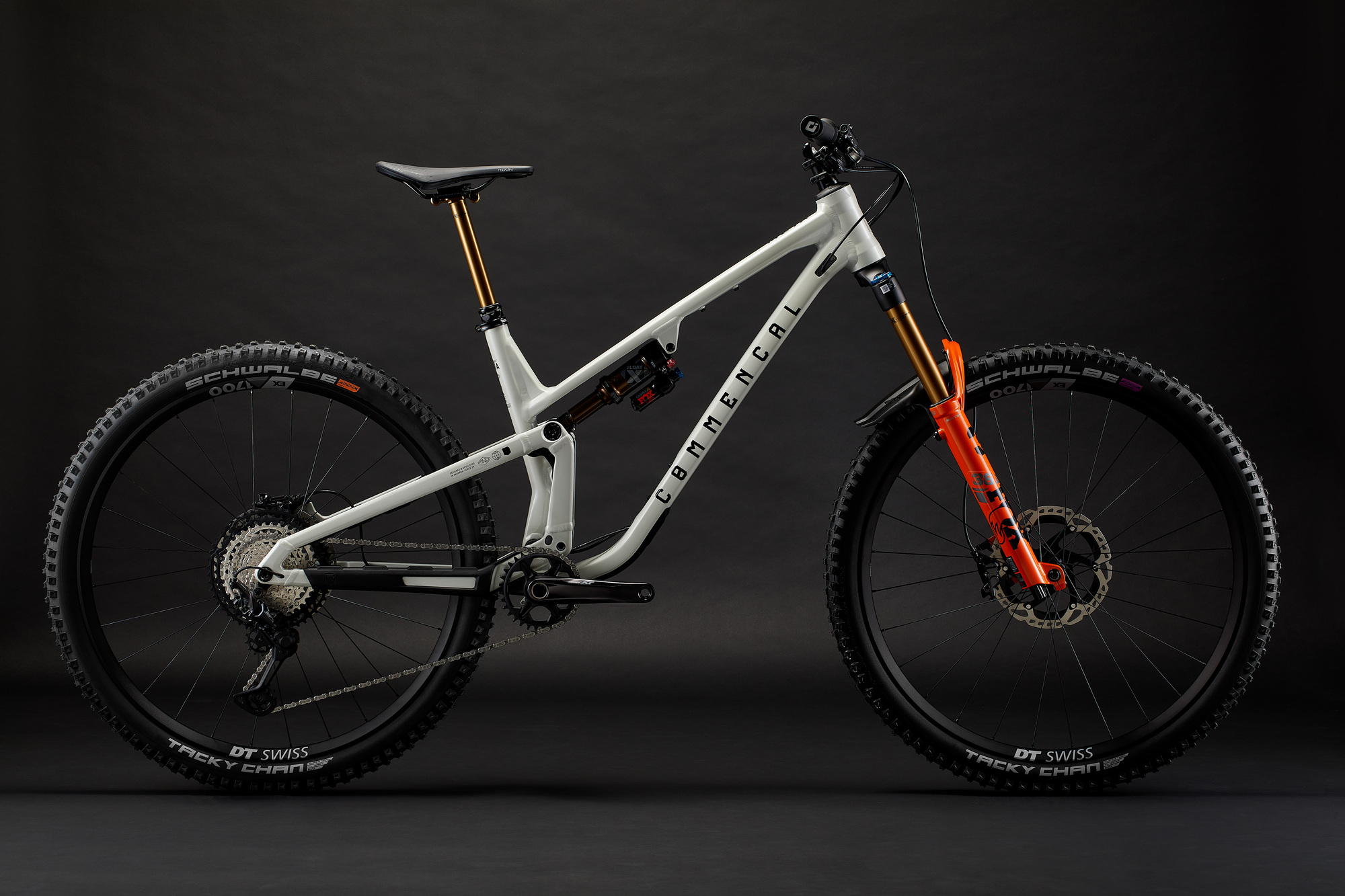 Commencal Meta v5 Signature Clear Silver - слайд 1