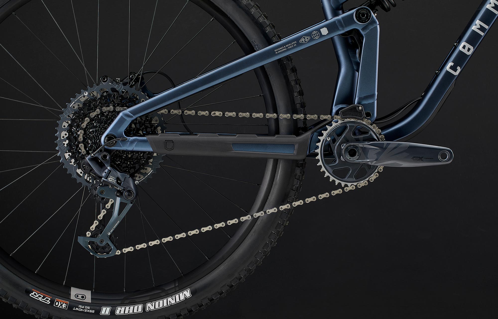 Commencal Meta v5 Race Sparkly Blue - дополнительное фото 3