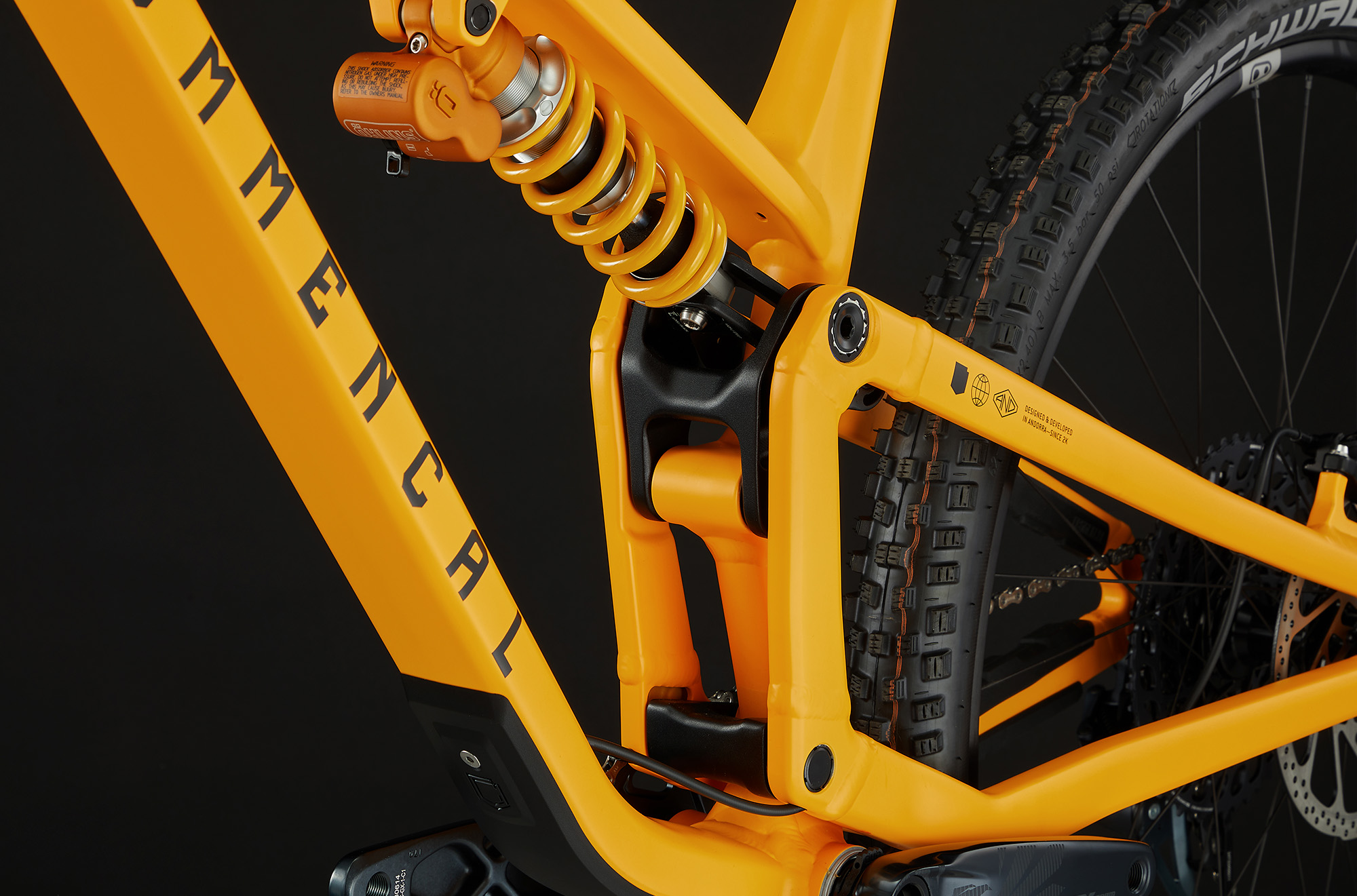 Commencal Meta v5 Ohlins Edition Yellow - дополнительное фото 2