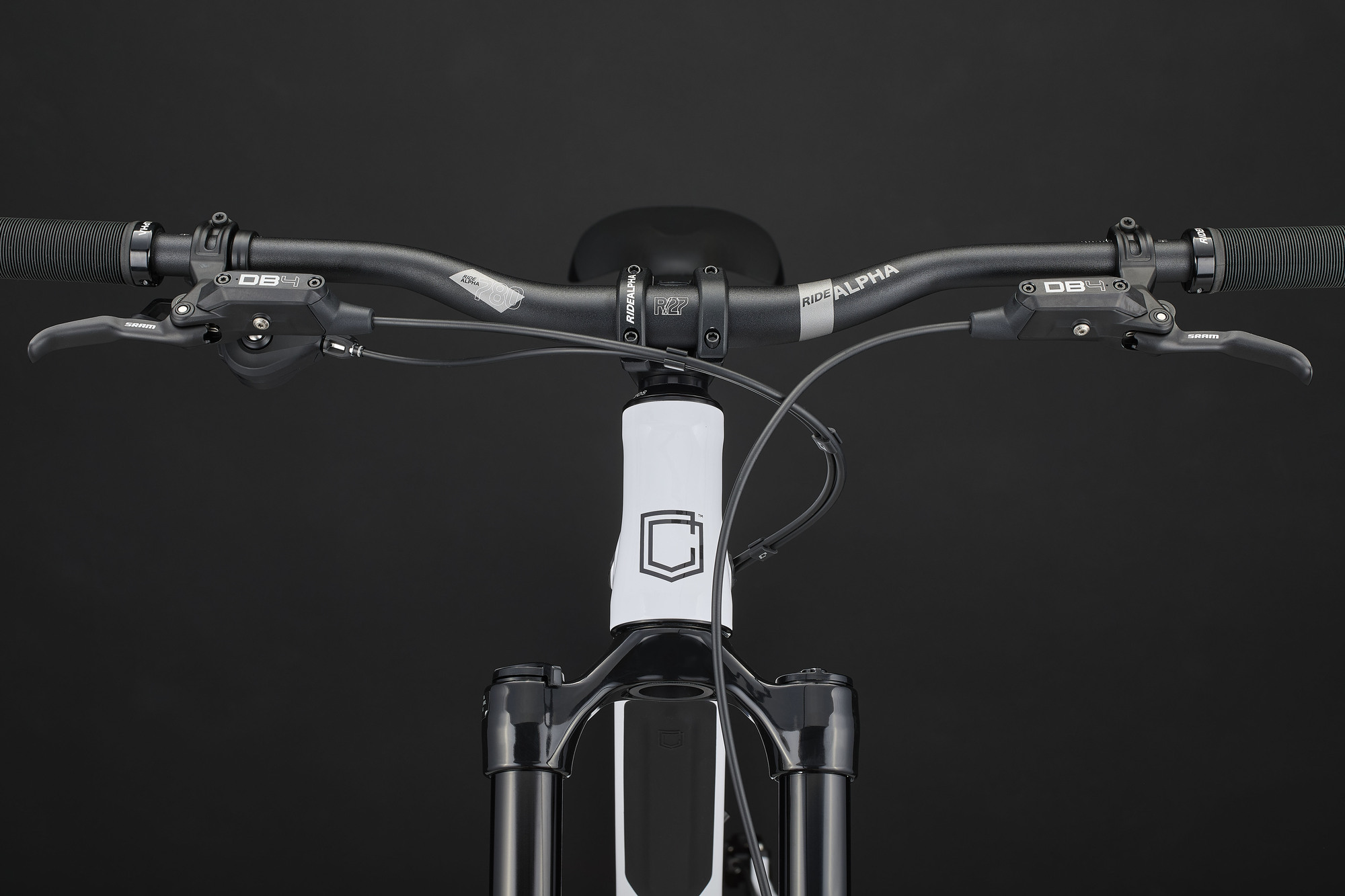 Commencal Clash Marzo Pure White - дополнительное фото 2