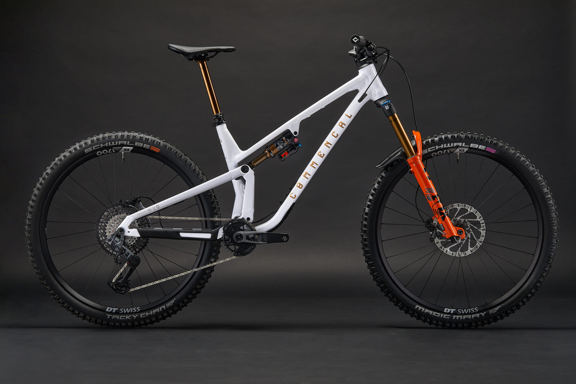 Commencal Meta v5 Signature Glittery White - слайд 1