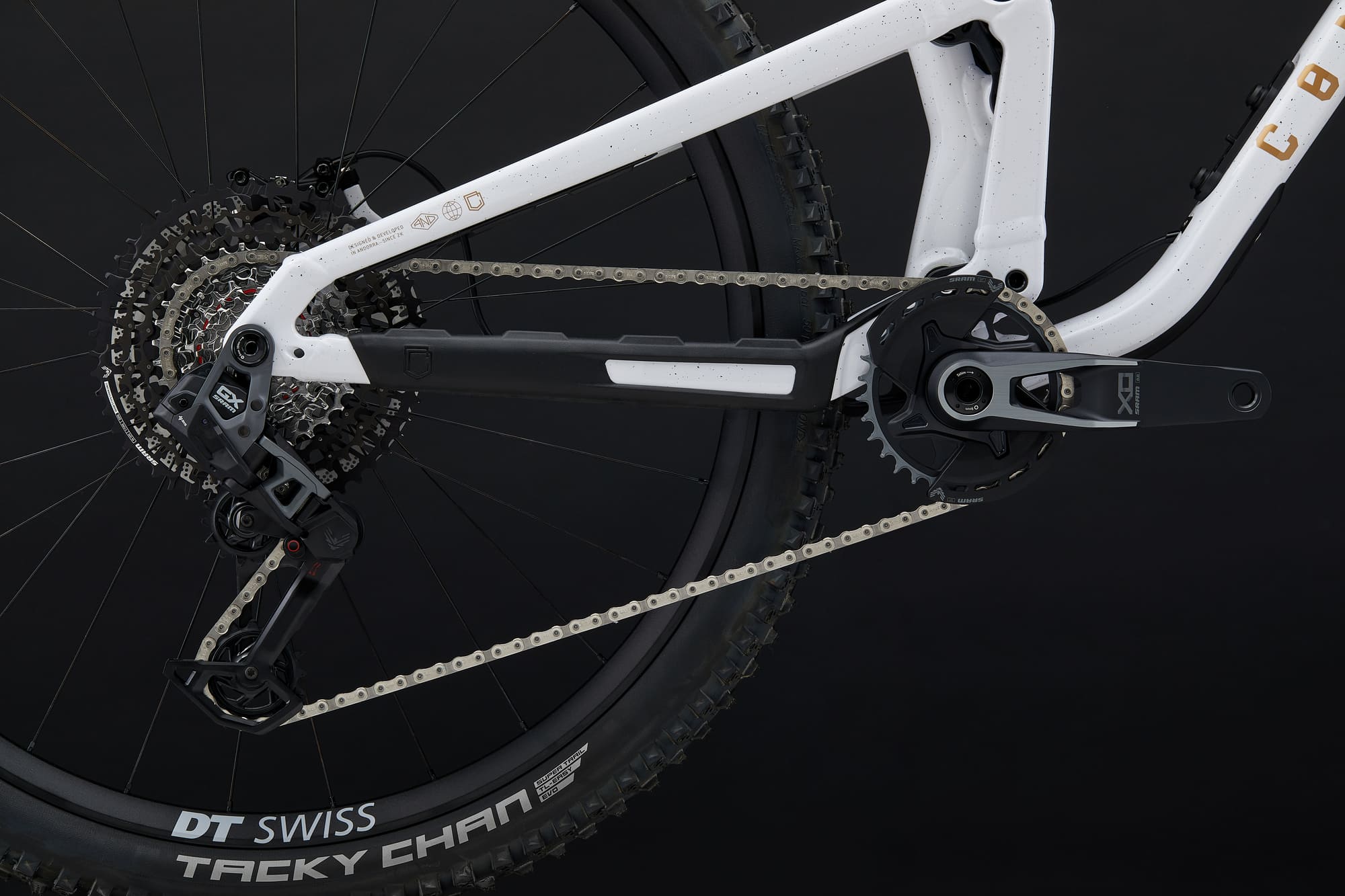 Commencal Meta v5 Signature Glittery White - дополнительное фото 3
