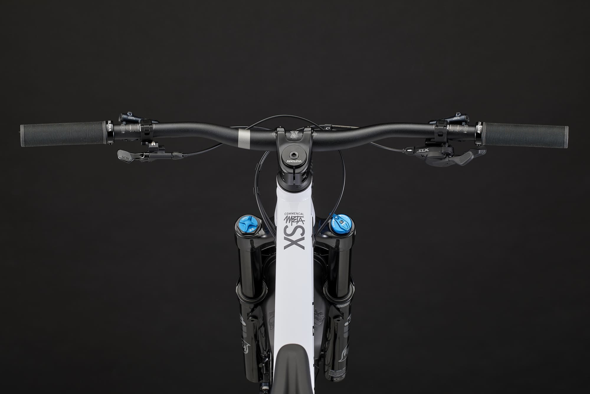 Commencal Meta SX v4 Essential Pure White - дополнительное фото 1