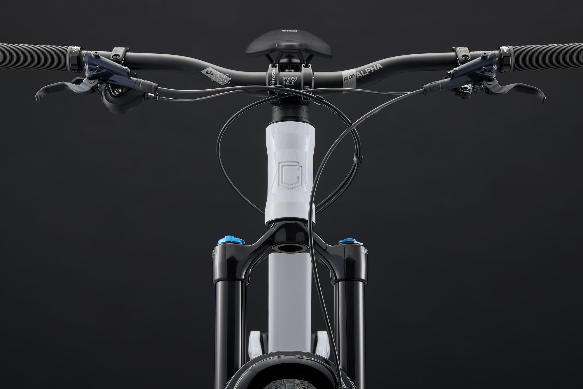 Commencal Meta SX v5 Essential Pure White - дополнительное фото 2