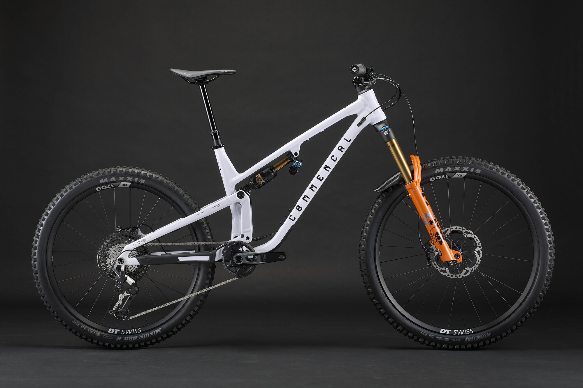 Commencal Meta SX v5 Signature Pure White - слайд 1