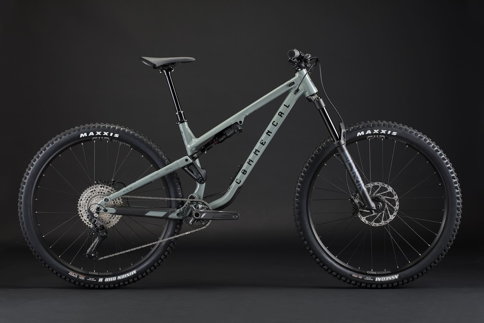 Commencal Meta TR v4 Ride Pyrite Grey - слайд 1