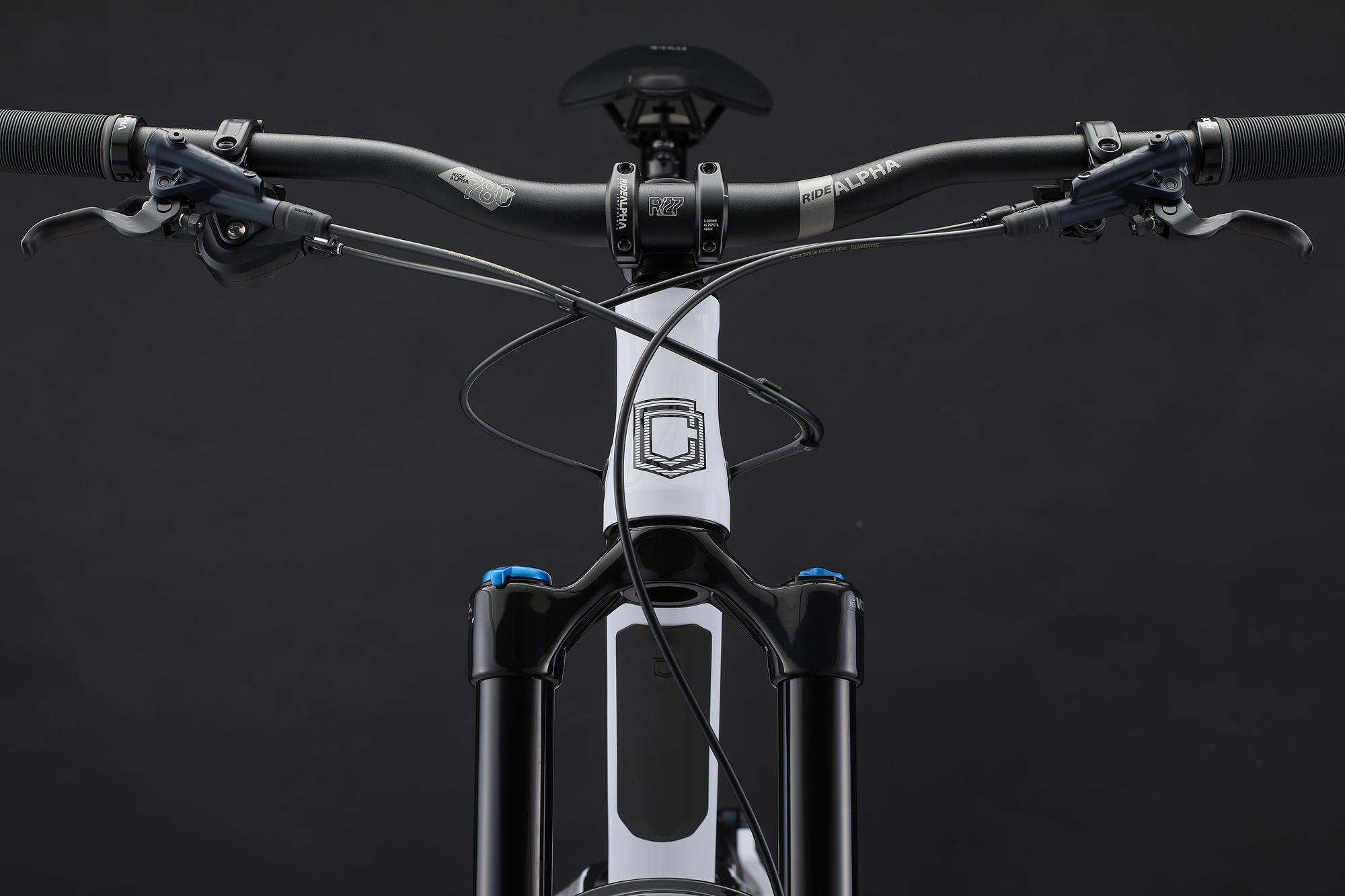 Commencal Clash Essential Pure White - дополнительное фото 2