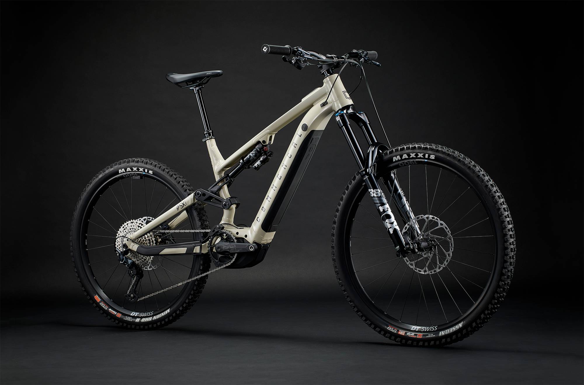 Commencal Meta Power SX Bosch Essential Chalk - слайд 2